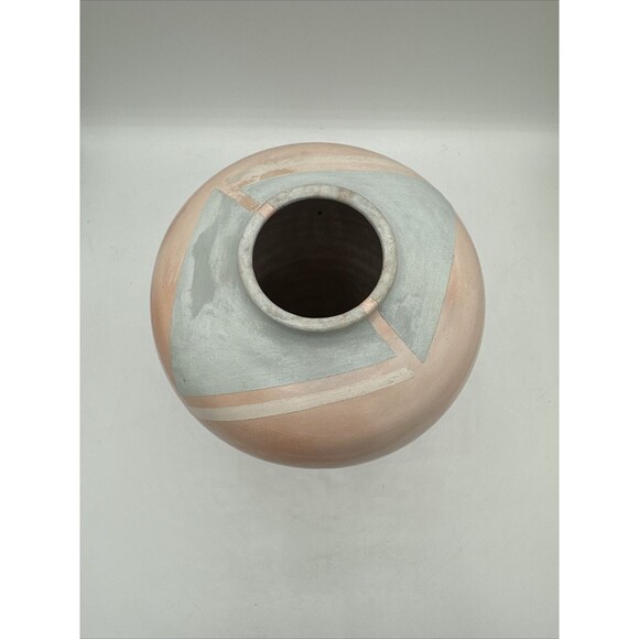 Vintage Bettye Barclay Vase Pot Pottery Large Pink White Blue 8” Handmade Signed - Picture 8 of 15
